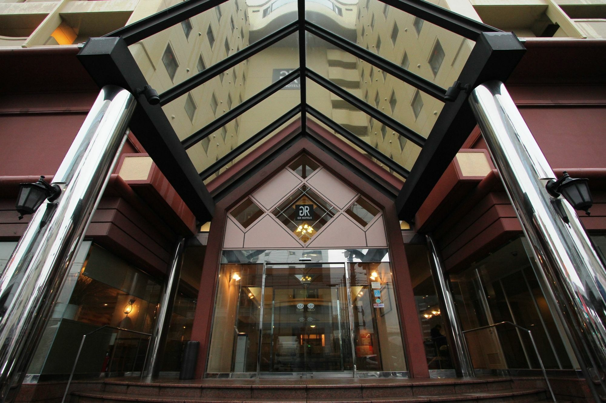 Gr Hotel Esaka Suita Exterior photo